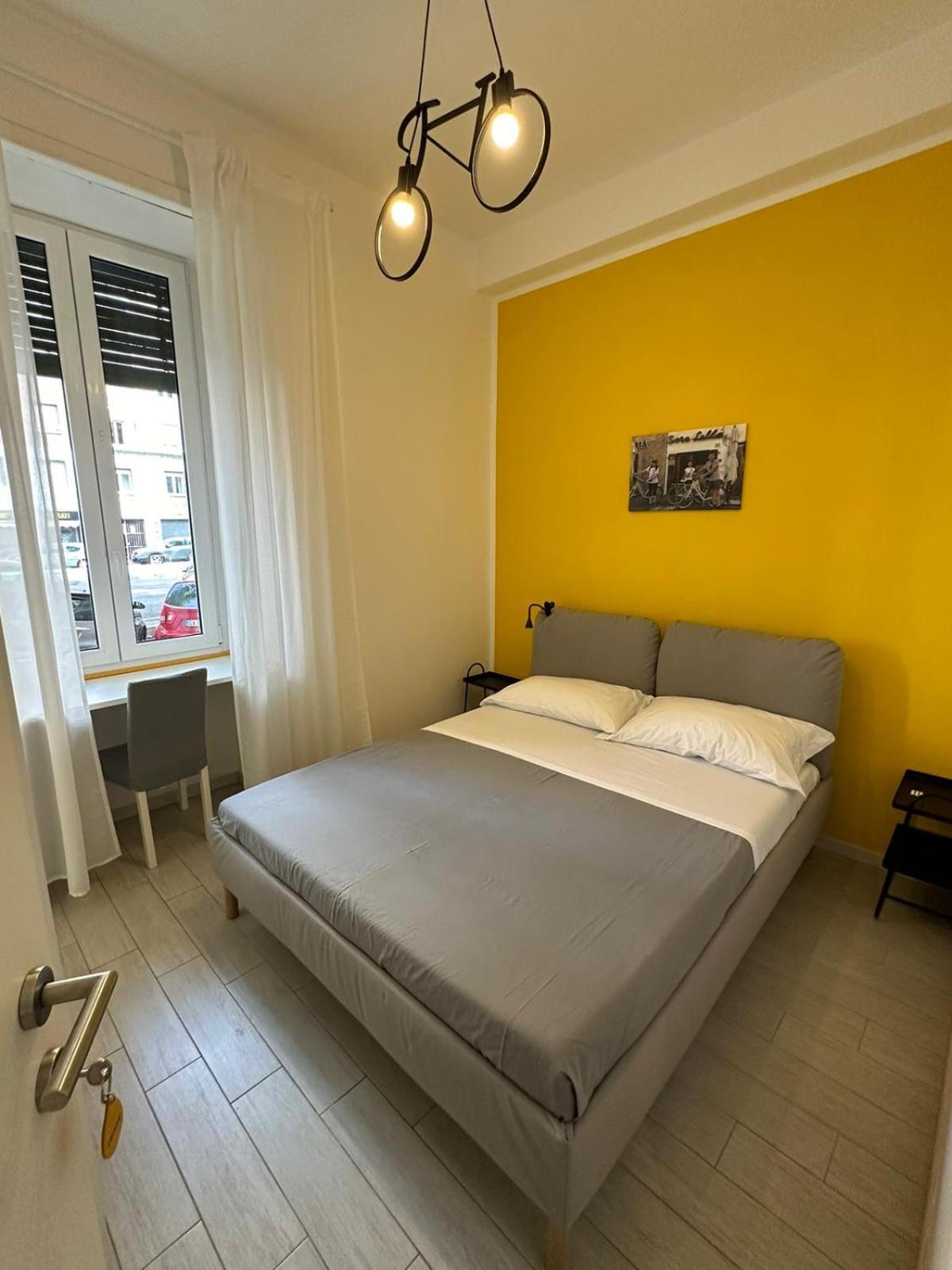 Hotel Bed&Bikerome Angelico Esterno foto