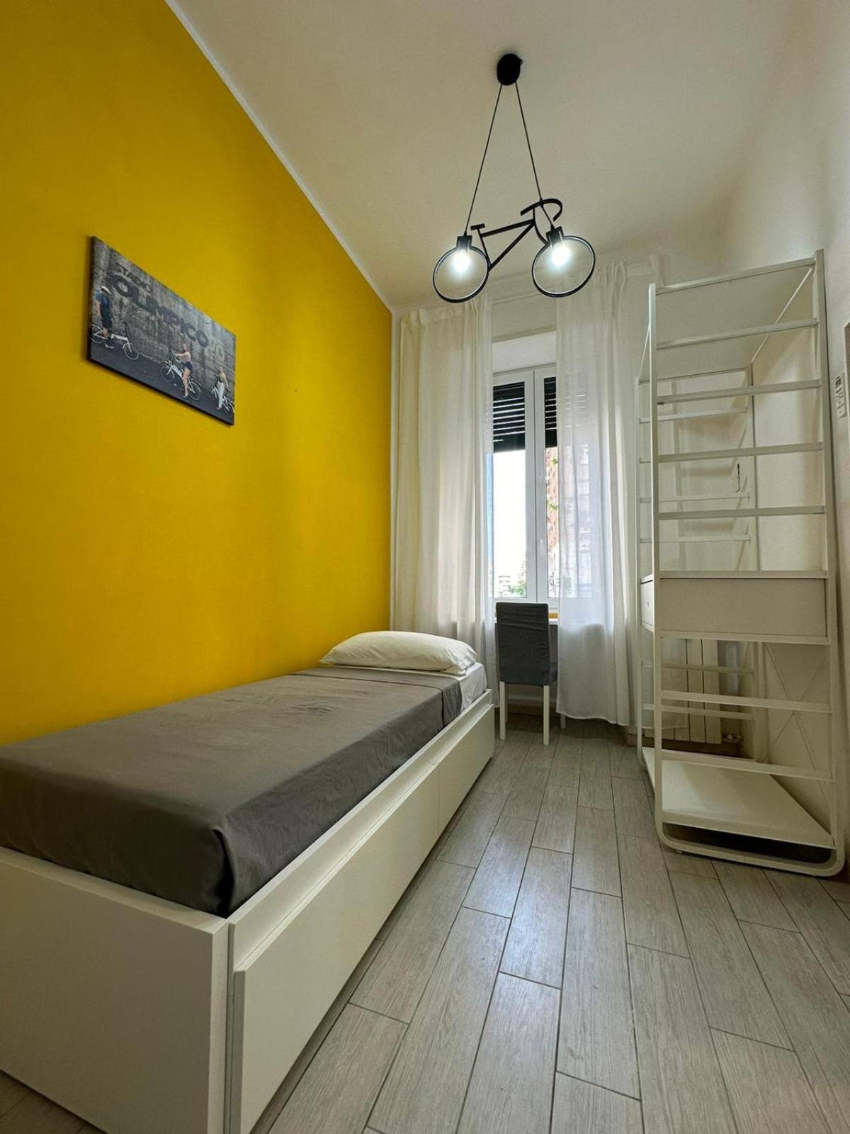 Hotel Bed&Bikerome Angelico Esterno foto